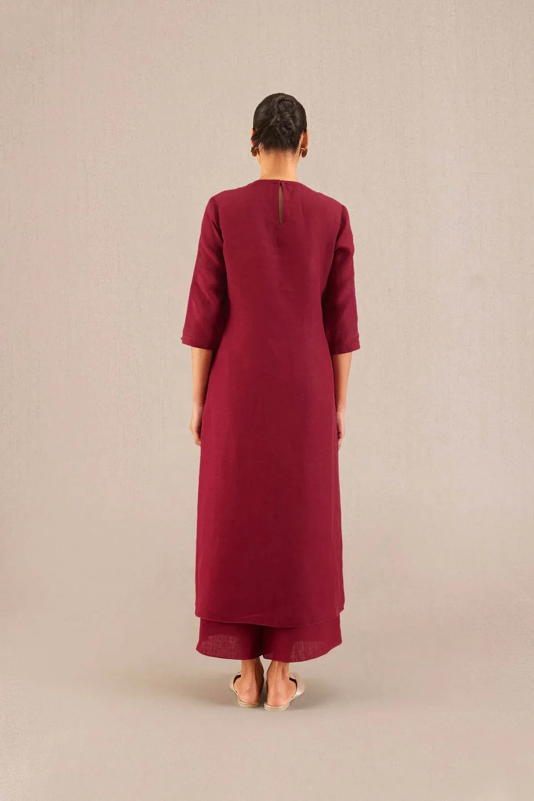 Parineeti Chopra styled Reddish Maroon Linen Kurta Set