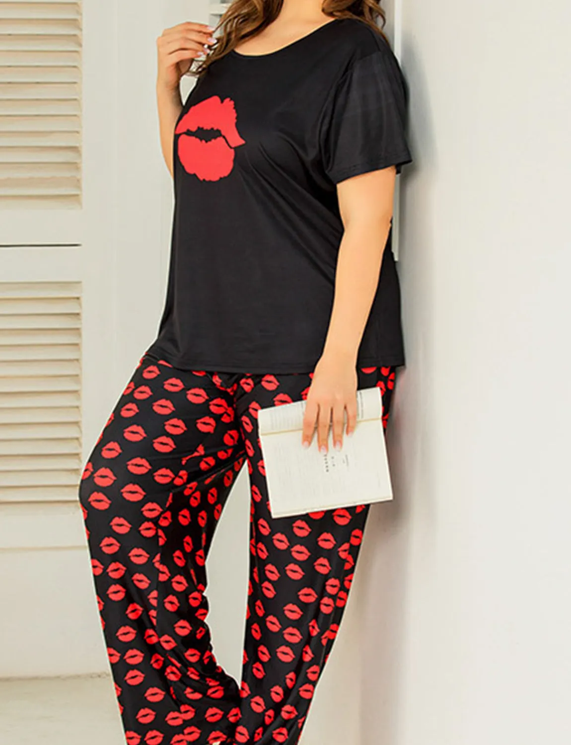 Red Lip Print Women's Plus Size Loungewear Set