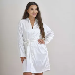 White Bride embroidered dressing gown White Bride embroidered dressing gown