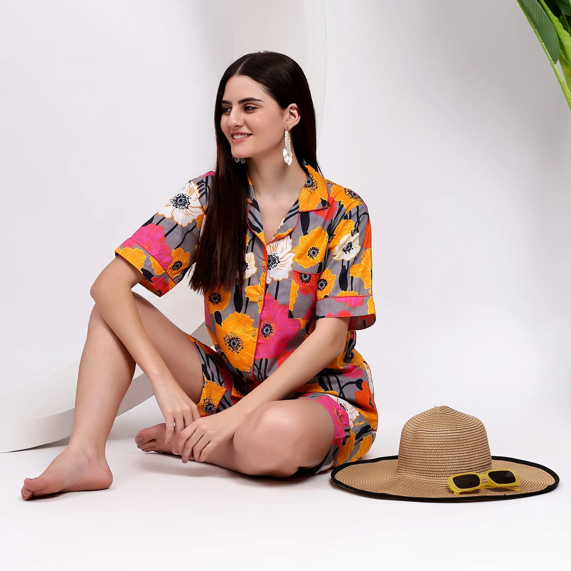 Women's Short Pajamas With Modern Flower Elegance
