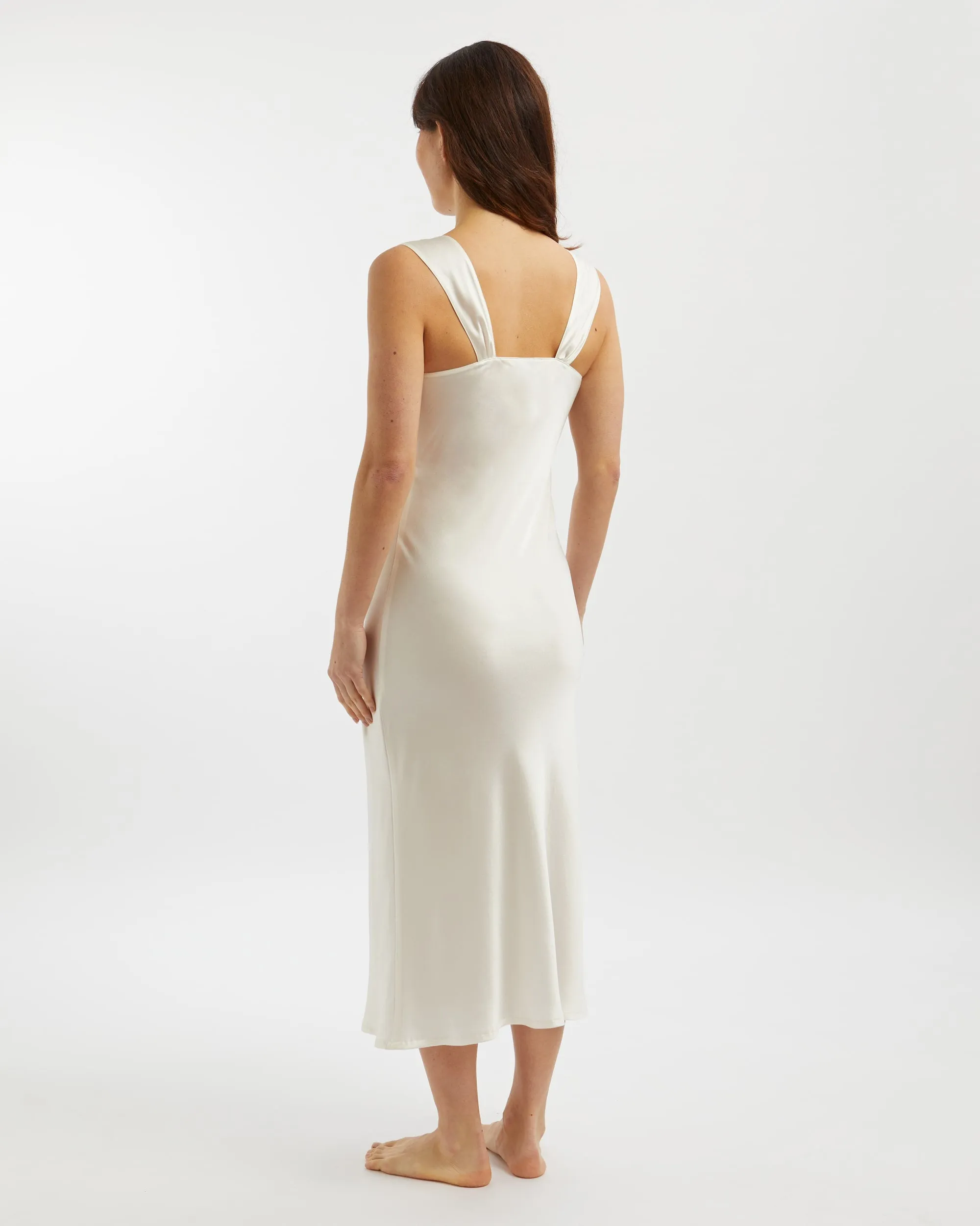 Women's Vintage Style Silk Nightgown - Ivory